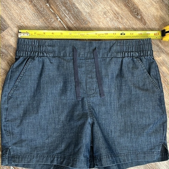 Magellan Outdoors Women's Campfire Chambray Shorty Shorts Denim Blue Size Medium - Picture 9 of 14